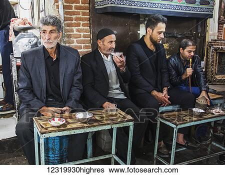 Stock Photograph - People-Mid Adult (26-39). Fotosearch