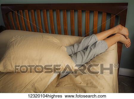 Stock Photograph - People-Teenagers (13-17). Fotosearch