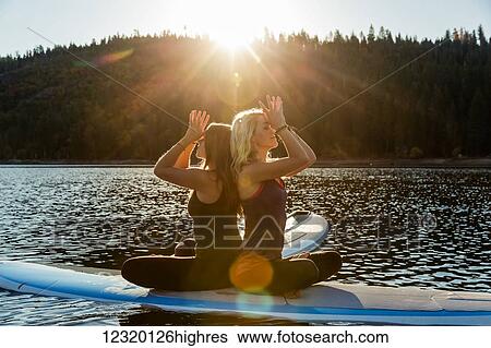 Stock Photograph - People-Young Adult (18-25). Fotosearch
