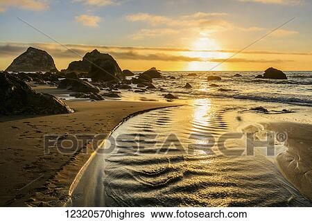 Stock Photograph - Scenic. Fotosearch