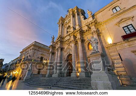 Stock Photograph - Cathedral of Syracuse; Syracuse, Sicily, Ortigia, Italy. Fotosearch