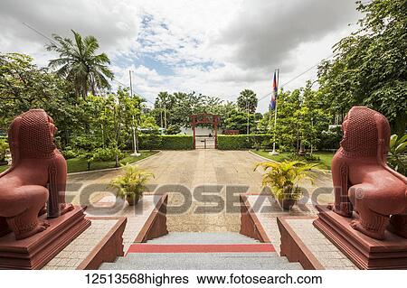 Stock Photograph - Courtyard in the National Museum of Arts; Phnom Penh, Cambodia. Fotosearch