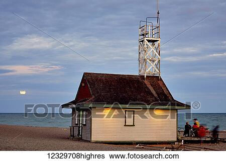 Stock Photograph - Lifeguard Station On Lake Ontario, The Beaches; Toronto, Ontario, Canada. Fotosearch
