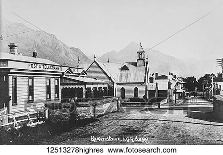 Stock Photograph - Magic lantern slide circa 1900. Victorian/Edwardian social history. A postcard of Queenstown, New Zealand by famous photographer Frederick George Radcliffe (F. G. R Postcards)The notable British born photographer, Frederick George Radcliffe is widely.... Fotosearch