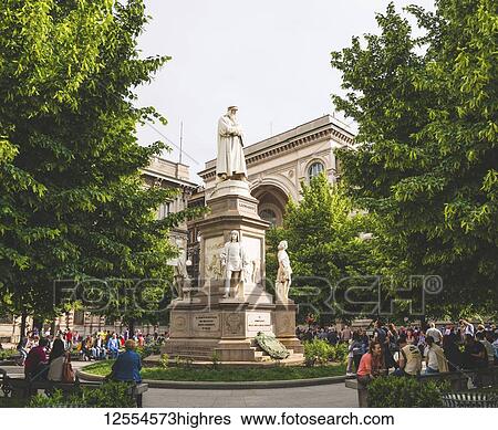 Stock Photograph - Statue of Leonardo da Vinci; Milan, Italy. Fotosearch