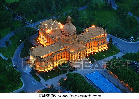 Stock Photograph - Government building. Fotosearch