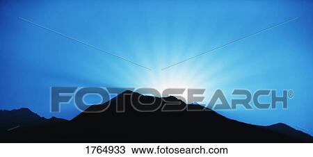 Sunrise/sunset and mountain horizon View Large Photo Image Stock Image - Sunrise/sunset and mountain horizon. Fotosearch