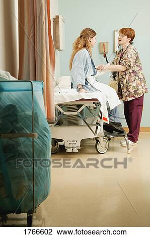 Stock Image - Getting a cast. Fotosearch