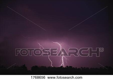 Stock Photograph - Lightning in the sky. Fotosearch