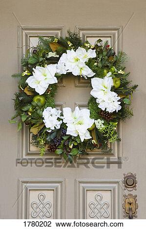 A floral wreath View Large Photo Image Stock Image - A floral wreath. Fotosearch