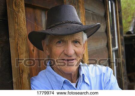 Picture - Portrait of a senior cowboy. Fotosearch