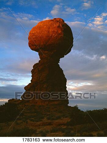 Balanced Rock at dawn, Arches National Park View Large Photo Image Stock Image - Balanced Rock at dawn, Arches National Park. Fotosearch