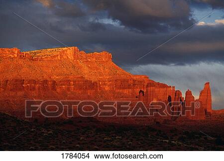Picture - Fisher Towers, Utah. Fotosearch