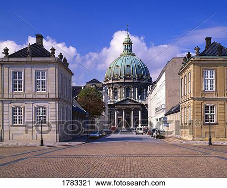 The Marble Church (center) and Danish Royal Palace (right) View Large Photo Image Stock Image - The Marble Church (center) and Danish Royal Palace (right). Fotosearch