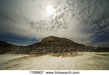 Dinosaur Provincial Park, Alberta View Large Photo Image Stock Photo - Dinosaur Provincial Park, Alberta. Fotosearch