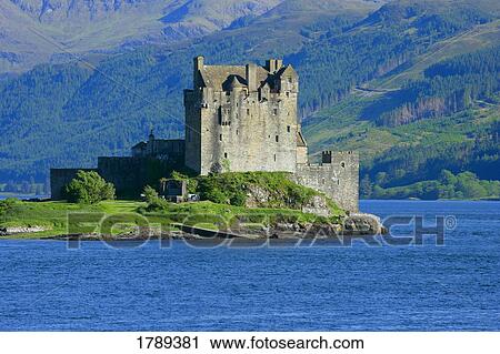 Stock Image - Eilean Donan Castle. Fotosearch