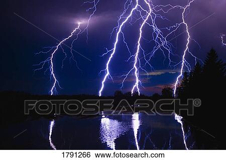 Stock Photograph - Lightning storm. Fotosearch