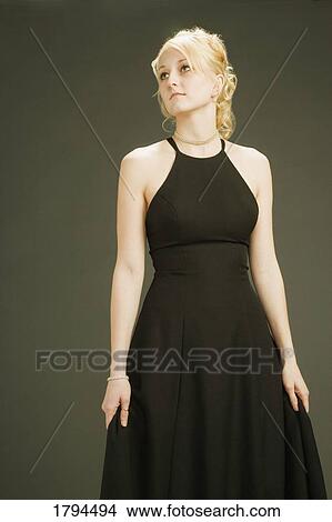 Picture - Young woman posing. Fotosearch