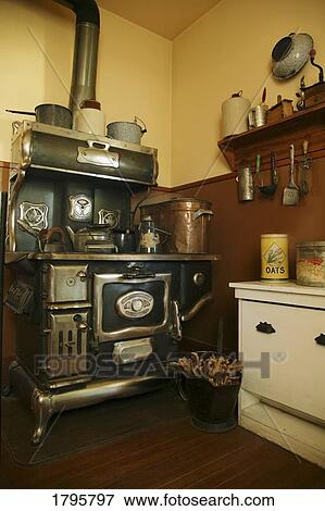 Stock Photo - Old fashioned kitchen. Fotosearch