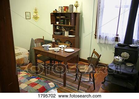 Stock Image - Old-fashioned one-room dwelling. Fotosearch