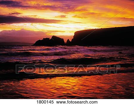 Ballydowane Cove, Near Bunmahon, Co Waterford, Ireland View Large Photo Image Stock Photography - Ballydowane Cove, Near Bunmahon, Co Waterford, Ireland. Fotosearch