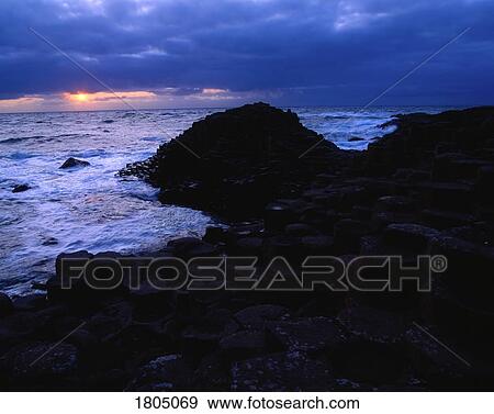 Stock Photo - Co Antrim, The Giants Causeway, Ireland. Fotosearch