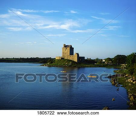 Stock Image - Co Galway, Dunguaire Castle, Ireland. Fotosearch