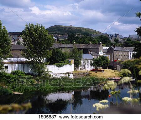 Stock Photo - Co Wexford, Enniscorthy, River Slaney and Vinegar Hill, Ireland. Fotosearch