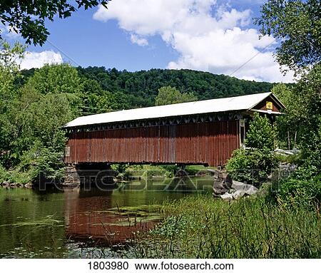 Covered bridge, eastern townships, Quebec, Canada View Large Photo Image Stock Image - Covered bridge, eastern townships, Quebec, Canada. Fotosearch