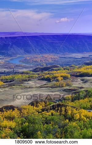 Dry Island Buffalo Jump Provincial Park, Alberta, Canada View Large Photo Image Stock Image - Dry Island Buffalo Jump Provincial Park, Alberta, Canada. Fotosearch