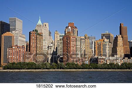 Stock Image - West side of Lower Manhattan and Hudson River, New York City, New York, USA . Fotosearch