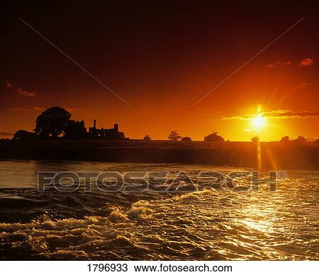 Stock Image - Bective Abbey and the River Boyne, Co Meath, Ireland. Fotosearch
