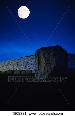 Burial chamber and standing stone, Newgrange, Co Meath, Ireland View Large Photo Image Stock Image - Burial chamber and standing stone, Newgrange, Co Meath, Ireland. Fotosearch