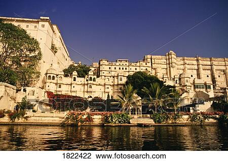 Stock Image - City Palace, Udaipur, Rajasthan, India. Fotosearch