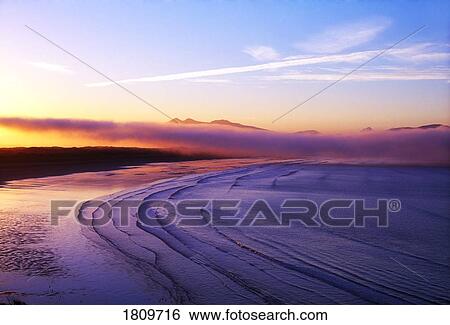 Stock Photograph - Inch Beach, Dingle Peninsula, Co Kerry, Ireland. Fotosearch
