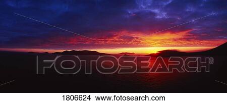 Picture - Irish sunset over Blasket Islands, County Kerry, Ireland. Fotosearch