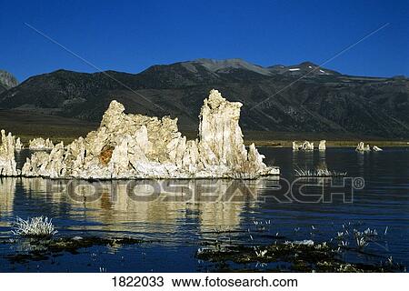 Stock Image - Mono Lake, California, USA. Fotosearch