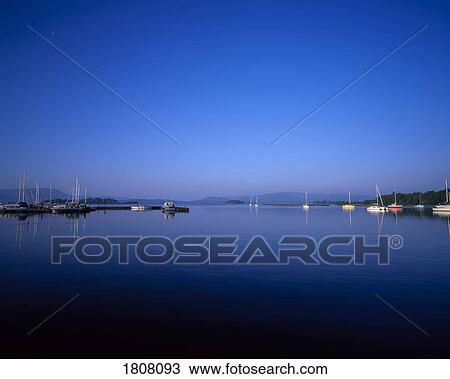 Stock Image - Mountshannon, Lough Derg, Co Clare, Ireland. Fotosearch