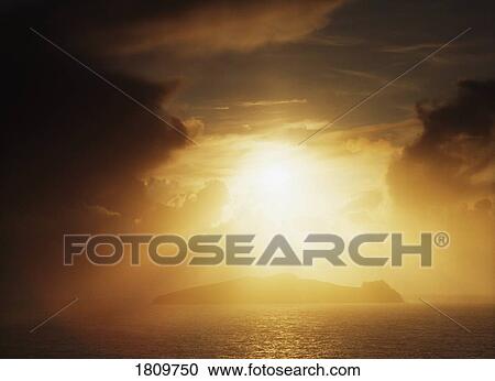 Slea Head, Blasket Islands, Dingle Peninsula, Co Kerry, Ireland View Large Photo Image Stock Image - Slea Head, Blasket Islands, Dingle Peninsula, Co Kerry, Ireland. Fotosearch