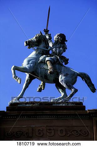 Stock Photo - Statue of William of Orange, Belfast, Ireland. Fotosearch