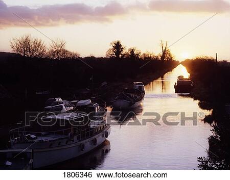 Stock Photograph - The Grand Canal inland waterway near Celbridge, County Kildare, Ireland. Fotosearch