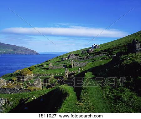Stock Photo - Deserted village, Blasket Islands, Dingle Peninsula, Co Kerry, Ireland. Fotosearch
