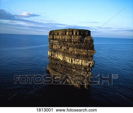Stock Image - Doonbristy sea stack, Downpatrick Head, Ballycastle, Co Mayo, Ireland. Fotosearch