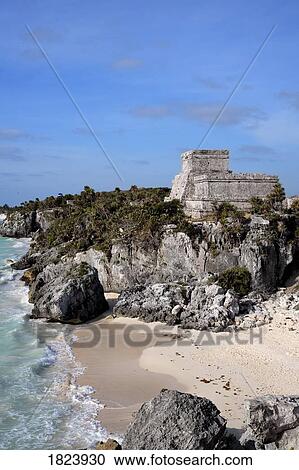 Stock Image - Mayan ruins, Mexico. Fotosearch