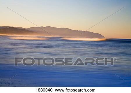 Stock Image - Cape Kiwanda, Oregon, USA. Fotosearch