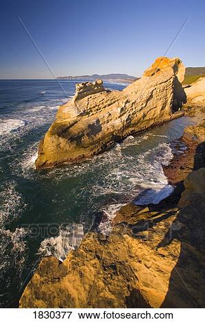 Stock Photo - Cape Kiwanda, Oregon, USA. Fotosearch