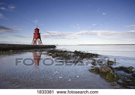 Stock Image - Herd Groyne Lighthouse, South Shields, Tyne and Wear, England. Fotosearch