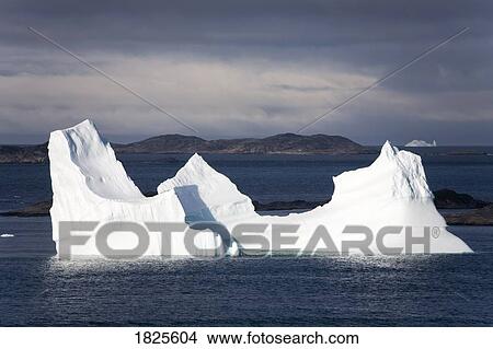 Picture - Iceberg, Island of Qoornoq, Province of Kitaa, Southern Greenland, Kingdom of Denmark. Fotosearch