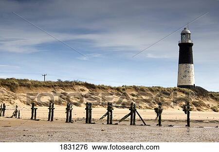 Stock Photograph - Lighthouse, Humberside, England. Fotosearch