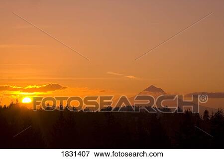 Stock Photo - Mount Hood, Oregon, USA. Fotosearch